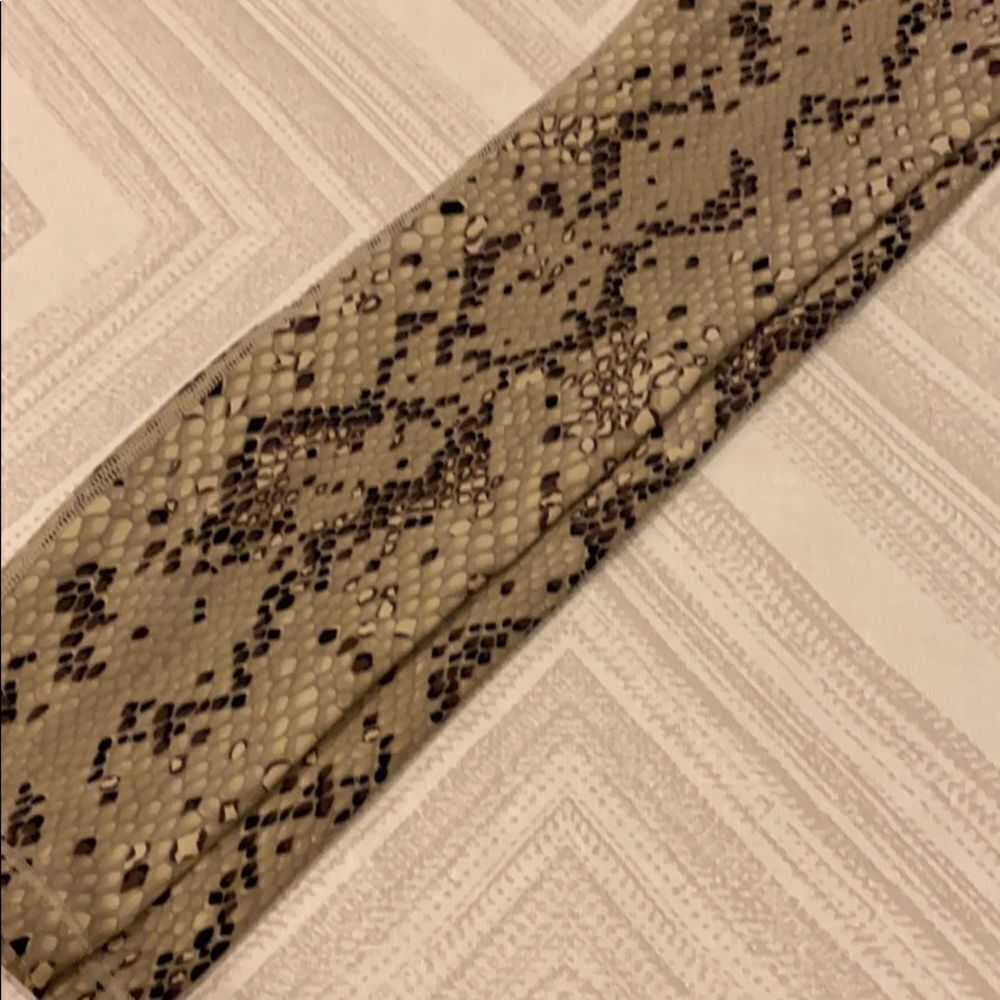 Varley Tan & Brown Python-like Century Leggings N… - image 5